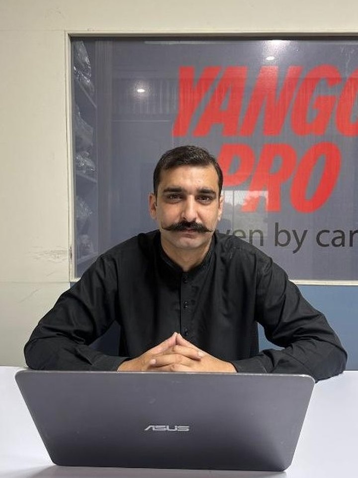 Syed Naveed Shah, Captain Specialist at Capital Captains